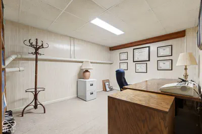 4238 S Carrie Drive, New Palestine - 68