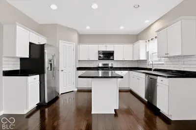 5151 Charmaine Lane, Plainfield - 6