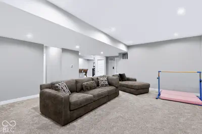 10428 Vermillion Drive, Fortville - 87