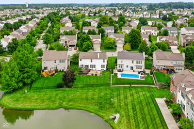 13973 Avalon East Drive, Fishers - 76