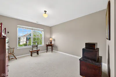 697 Lake Vista Drive, Columbus - 33
