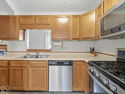 6725 Wimbledon Drive, Zionsville - 4