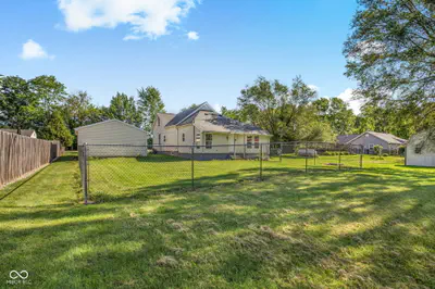 9781 Walnut Street, Lapel - 21