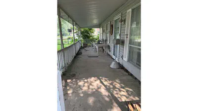 705 North, Attica - 3