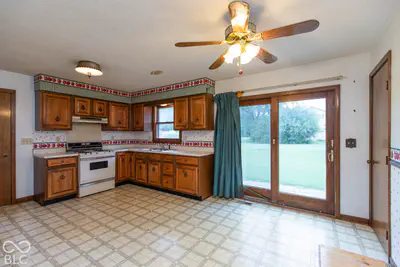 296 Western Parkway, Seymour - 5
