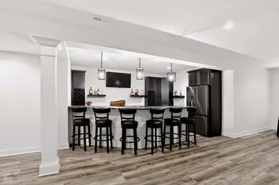 927 Racetime Road, Westfield - 91