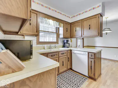 594 Watterson Court, Indianapolis - 24