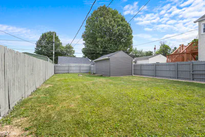 113 S 8th Avenue, Beech Grove - 22