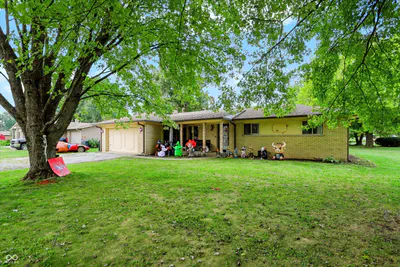 166 Altum Court, Bargersville - 43