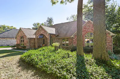 282 Adrienne Drive, Greenwood - 3