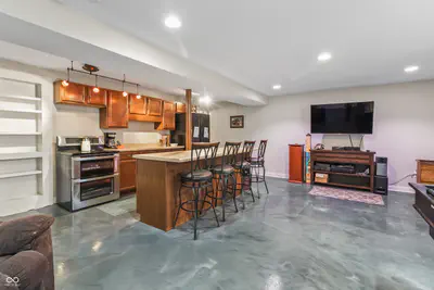 8928 Carriage Lane, Indianapolis - 43