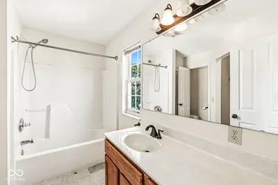 6320 Twin Creeks Drive, Indianapolis - 30