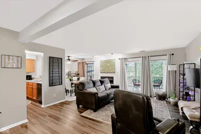 8158 Shorewalk Drive, Indianapolis - 7