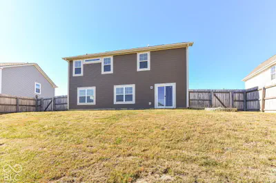 1643 N Sailboat Drive, Greenfield - 40