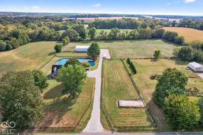 7165 Base Road, North Vernon - 3
