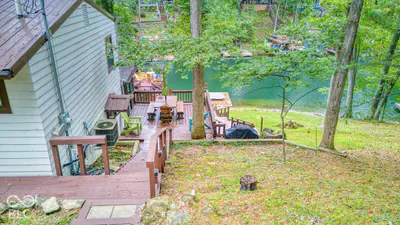 7254 Halibut Drive, Nineveh - 7