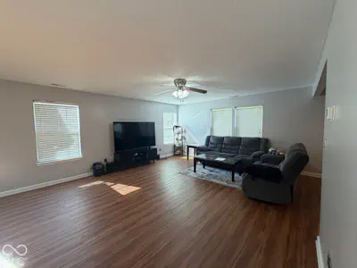 1946 Central Park Boulevard, Greenwood - 10
