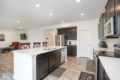 6602 W Whispering Way, Greenfield - 23