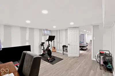 1040 Tulip Drive, Indianapolis - 24