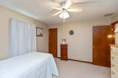 7165 Base Road, North Vernon - 20