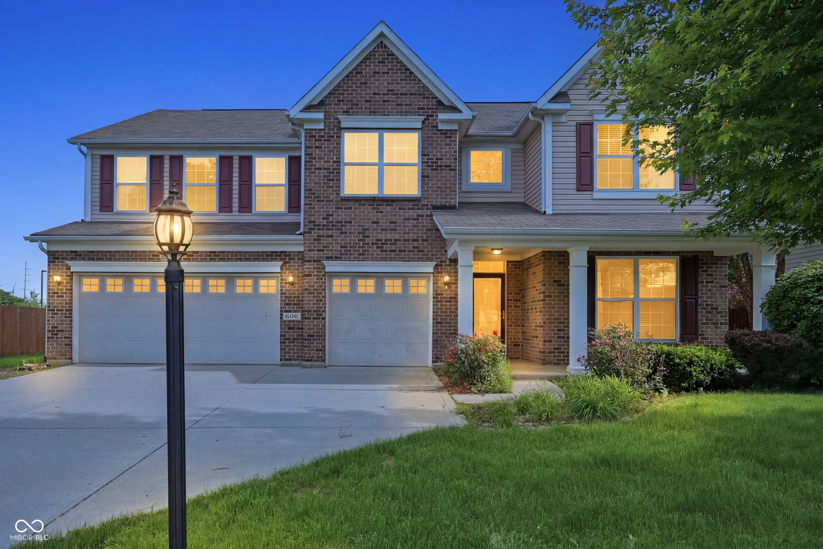 8110 Eskerban Drive, Avon