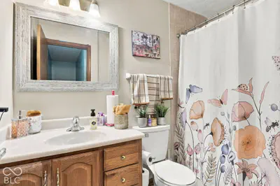 6058 Apache Drive, Indianapolis - 16