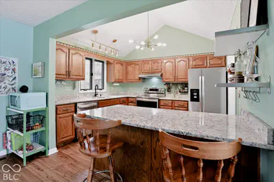 8879 Lesley Lane, Brownsburg - 10