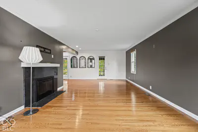 12416 Windsor Drive, Carmel - 8