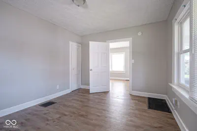 601 Oxford Street, Indianapolis - 11