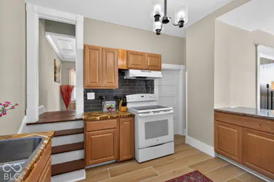 20 Woodland Drive, Indianapolis - 24