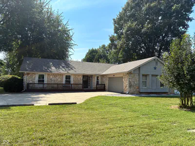 4003 W Fairview Road, Greenwood - 2