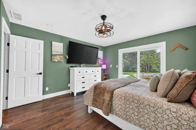 6876 W 300 S, Morgantown - 34