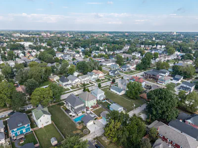2429 Carrollton Avenue, Indianapolis - 88
