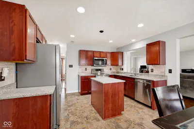 5882 Independence Avenue, Indianapolis - 11