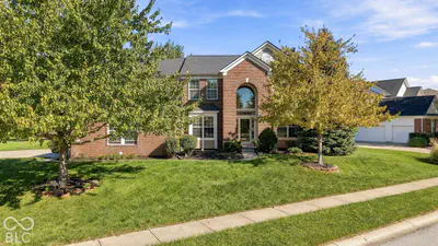 12391 Brandamore Lane, Fishers