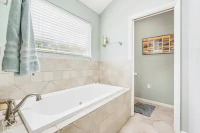 169 W Buckeye Street, Cicero - 16