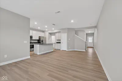 1245 Newton Street, Avon - 8