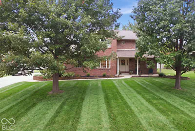 916 E Mill Creek Road S, Greensburg - 43