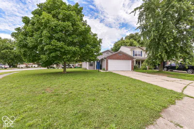 652 Meadows Edge Lane, Indianapolis - 39