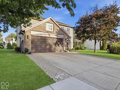 6725 Wimbledon Drive, Zionsville - 2