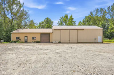9725 E 46th Street, Indianapolis - 32