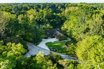 4416 Lakeridge Drive, Indianapolis - 56