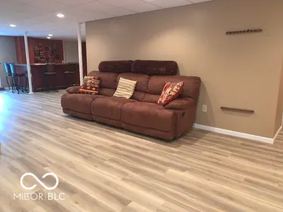 1170 W Base Road, North Vernon - 37