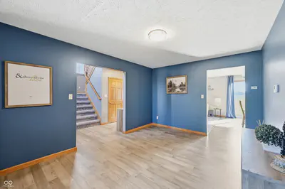 8262 Mechanicsburg Road, Middletown - 14