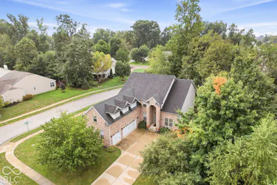 7545 Abundance Lane, Avon - 54