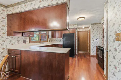 916 N 350 W, Greenfield - 36