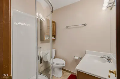 1406 Laurel Drive, Columbus - 32