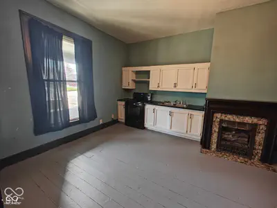 392 W Broadway Street #1 Studio, Shelbyville - 8