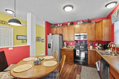 1381 Brookway Drive, Avon - 6