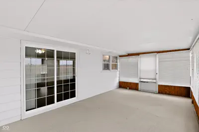 8223 U S 35 Highway, Losantville - 27